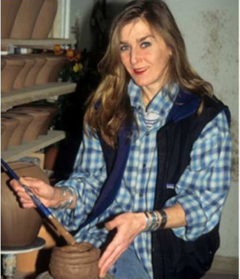 The celebrity posing while she was making a potter